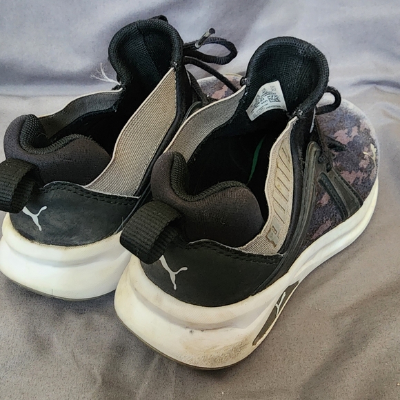 Puma Kids Sneakers - Gray and Blue - Picture 12 of 15